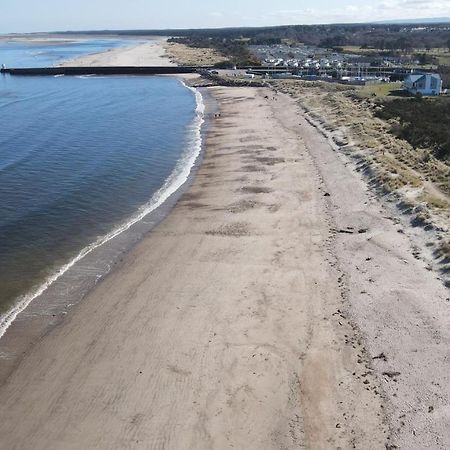 Colin Young Place Nairn Eksteriør bilde