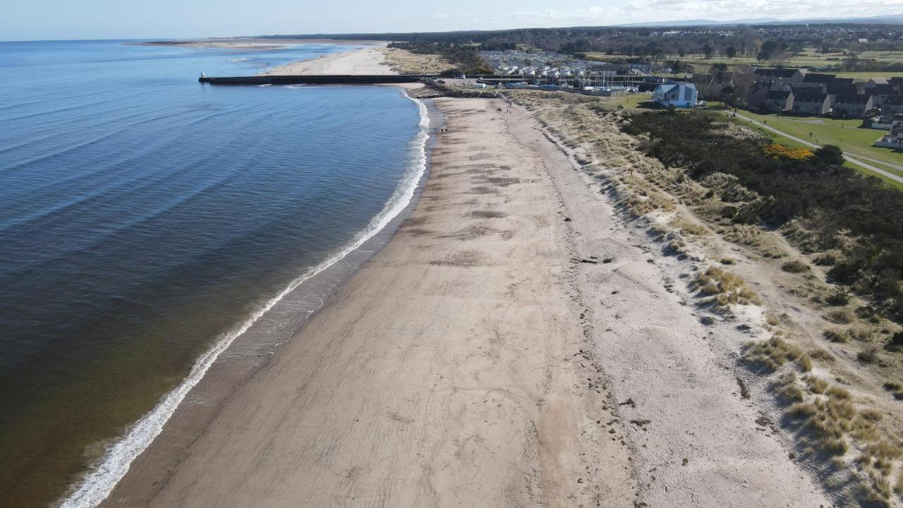 Colin Young Place Nairn Eksteriør bilde